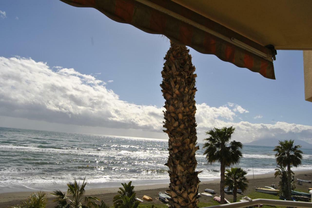 Apartamento Frente Al Mar,Primera Linea Rincon de la Victoria Exterior photo