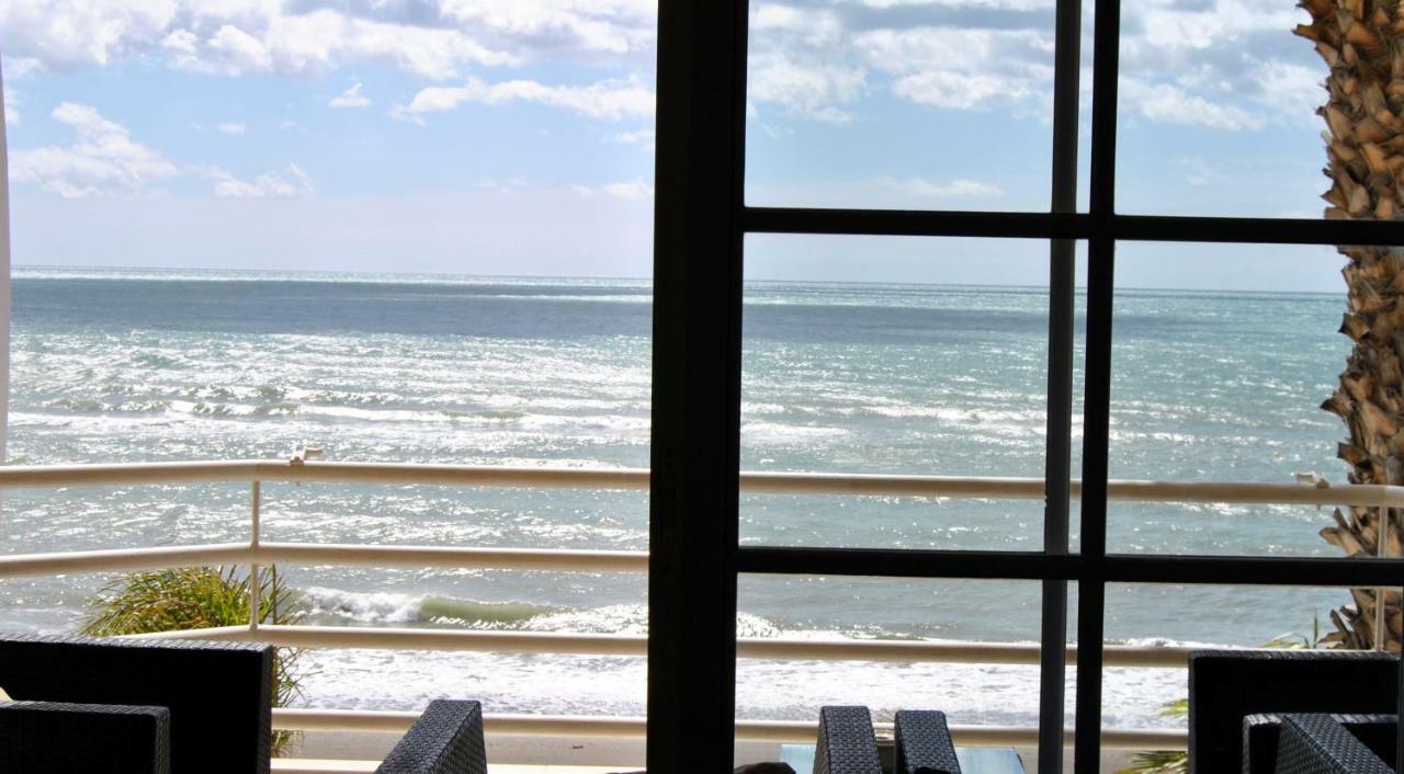 Apartamento Frente Al Mar,Primera Linea Rincon de la Victoria Exterior photo